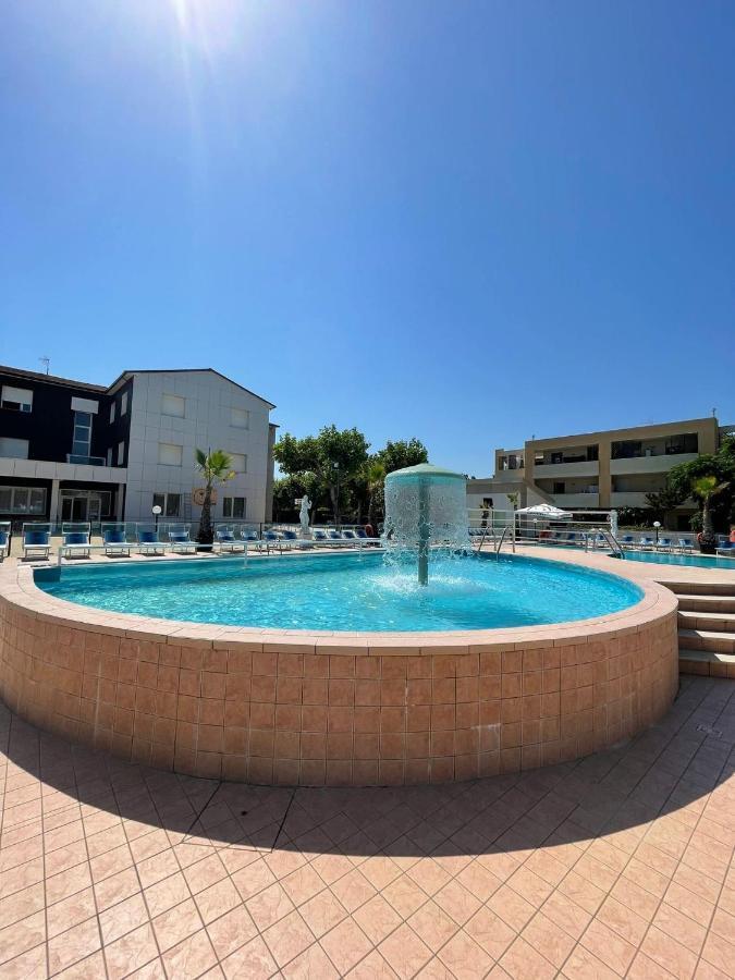 Color Perla Village Μπελάρια-Ιτζέα Μαρίνα Εξωτερικό φωτογραφία