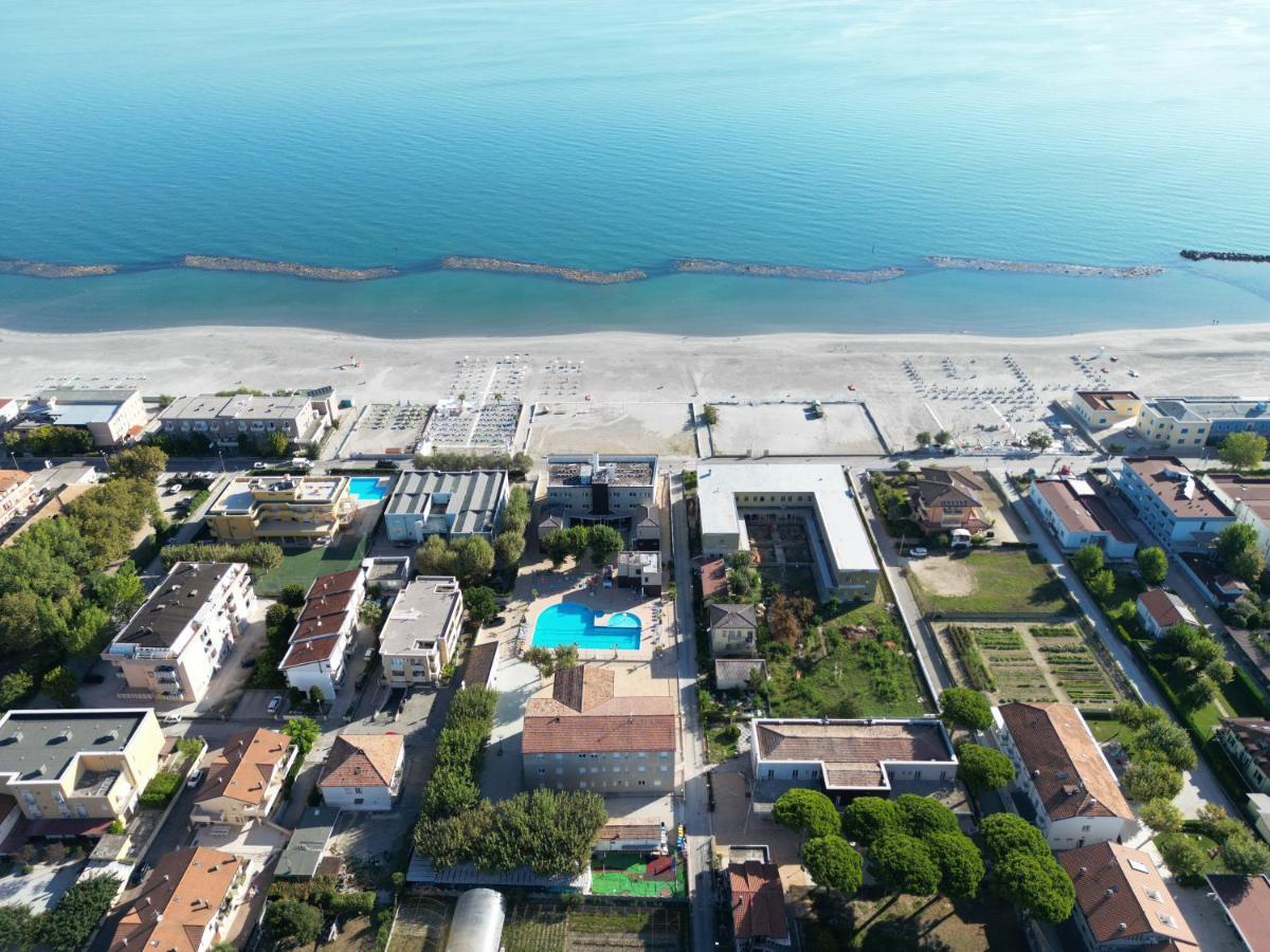 Color Perla Village Μπελάρια-Ιτζέα Μαρίνα Εξωτερικό φωτογραφία