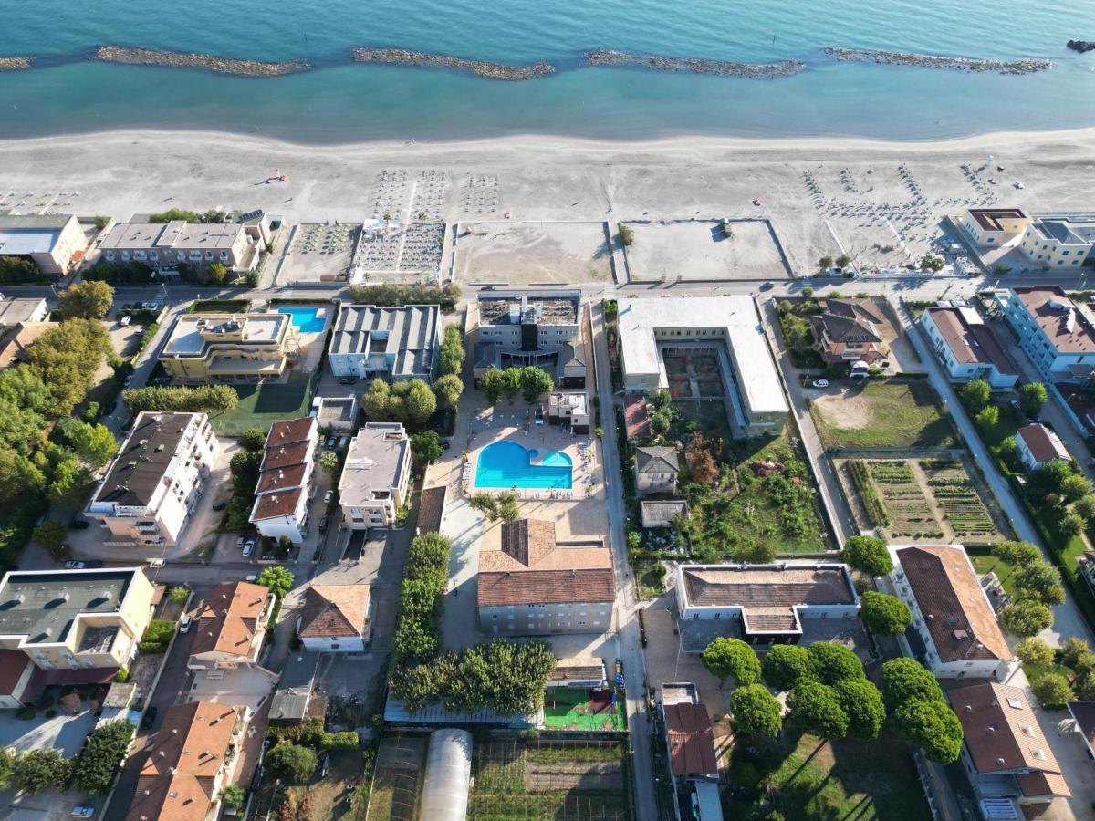 Color Perla Village Μπελάρια-Ιτζέα Μαρίνα Εξωτερικό φωτογραφία