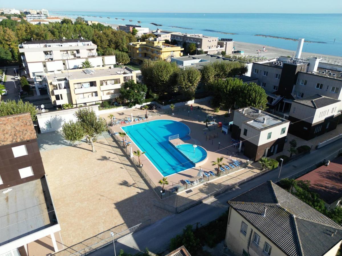Color Perla Village Μπελάρια-Ιτζέα Μαρίνα Εξωτερικό φωτογραφία